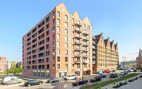 Apartments Waterlane Island Pool & Gym Spa